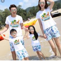 Đồng phục Gia đình, Hội nhóm, Du lịch